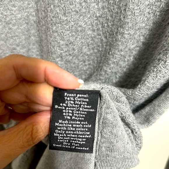 NWOT Rock & Republic XL Long sleeve Sweater. - Picture 10 of 10